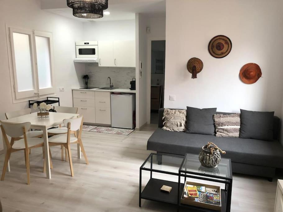 Atico Lumineux A 10 Min Du Centre Ville L'Hospitalet de Llobregat Ngoại thất bức ảnh
