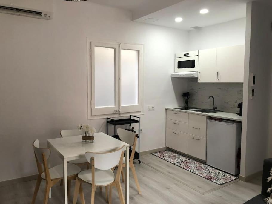 Atico Lumineux A 10 Min Du Centre Ville L'Hospitalet de Llobregat Ngoại thất bức ảnh